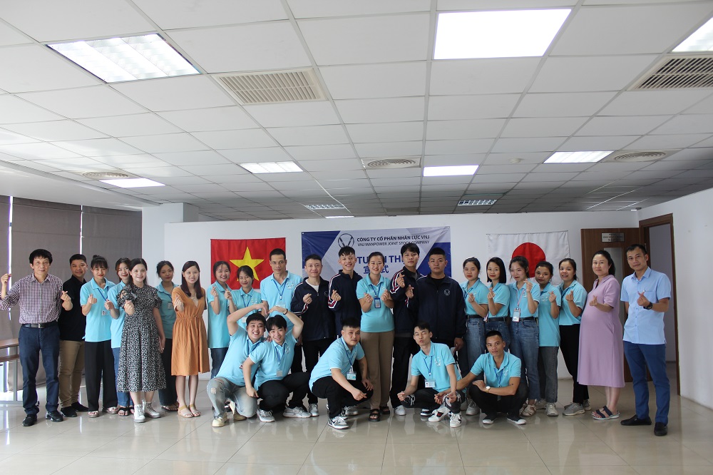 Lễ tốt nghiệp của 4 bạn Thực tập sinh tại tỉnh Mie